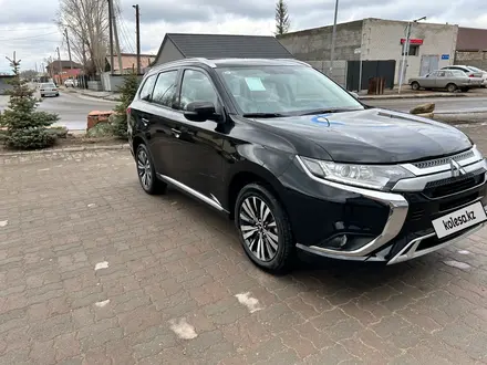 Mitsubishi Outlander 2022 года за 12 600 000 тг. в Павлодар – фото 6