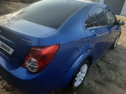 Chevrolet Aveo 2013 года за 3 400 000 тг. в Семей – фото 8