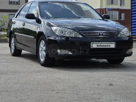 Toyota Camry 2003 года за 6 100 000 тг. в Актобе – фото 9