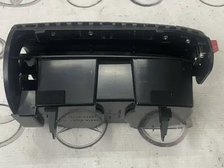 Подстаканник на Toyota Land Cruiser за 40 000 тг. в Шымкент – фото 4