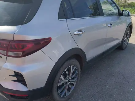 Kia Rio X-Line 2021 года за 8 400 000 тг. в Лисаковск – фото 3
