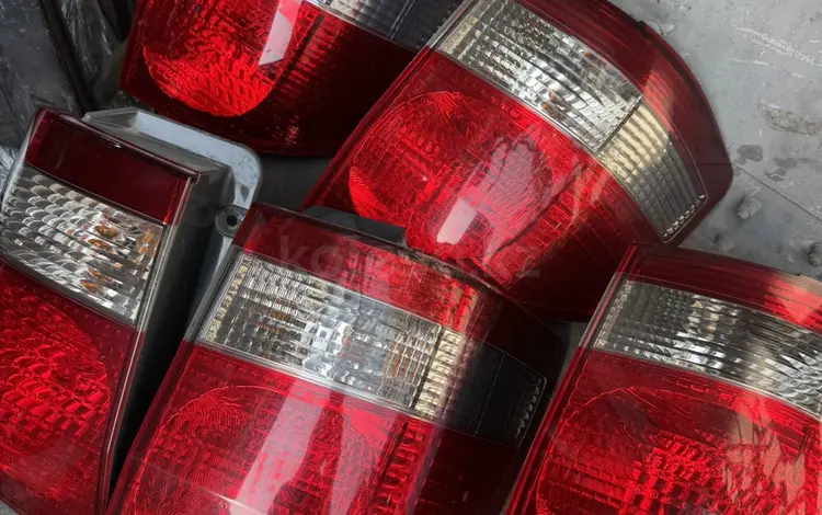 Задний фонари Toyota Alphard 2004. за 5 000 тг. в Алматы
