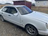 Mercedes-Benz E 290 1998 годаfor1 500 000 тг. в Усть-Каменогорск – фото 3