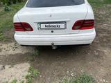 Mercedes-Benz E 290 1998 годаfor1 500 000 тг. в Усть-Каменогорск – фото 5