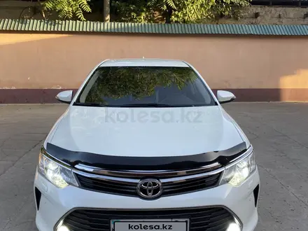 Toyota Camry 2015 года за 12 500 000 тг. в Шымкент