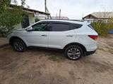 Hyundai Santa Fe 2013 года за 8 500 000 тг. в Атырау – фото 4