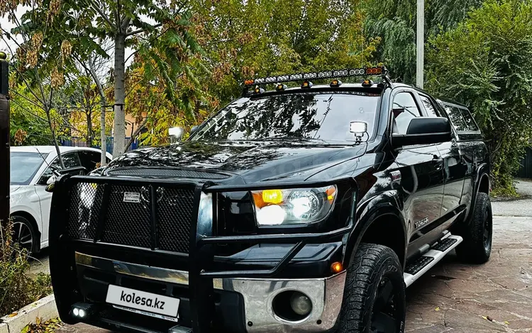 Toyota Tundra 2008 годаfor15 000 000 тг. в Атырау