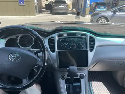 Toyota Highlander 2005 года за 6 300 000 тг. в Алматы – фото 5