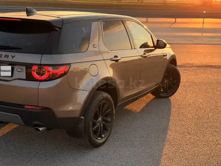 Land Rover Discovery 2017 года за 17 500 000 тг. в Алматы – фото 6