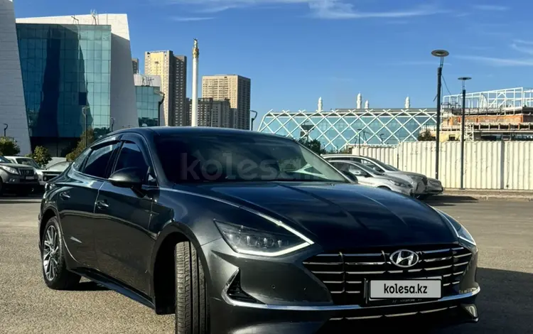 Hyundai Sonata 2021 годаүшін13 500 000 тг. в Астана