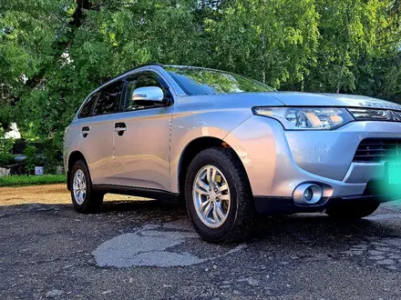 Mitsubishi Outlander 2013 года за 8 000 000 тг. в Астана