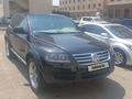 Volkswagen Touareg 2004 года за 5 000 000 тг. в Актау