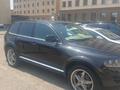 Volkswagen Touareg 2004 года за 5 000 000 тг. в Актау – фото 4