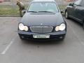 Mercedes-Benz C 240 2001 года за 3 500 000 тг. в Атырау