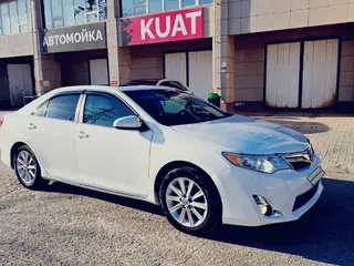 Toyota Camry, 2012