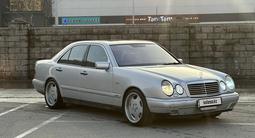 Mercedes-Benz E 55 AMG 1998 года за 4 900 000 тг. в Алматы – фото 2