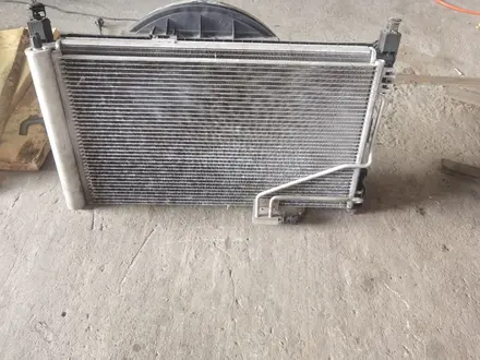 Основной радиатор охлаждения Mercedes-Benz w209 за 55 000 тг. в Шымкент – фото 2