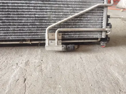 Основной радиатор охлаждения Mercedes-Benz w209 за 55 000 тг. в Шымкент – фото 3