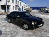 Mercedes-Benz E 230 1996 года за 2 350 000 тг. в Павлодар – фото 2