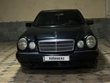Mercedes-Benz E 320 1997 годаүшін3 300 000 тг. в Кызылорда – фото 2