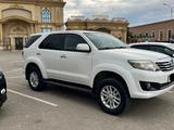 Toyota Fortuner 2014 годаүшін11 000 000 тг. в Жанаозен – фото 2