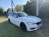 BMW 320 2012 года за 7 500 000 тг. в Уральск – фото 2