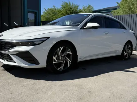 Hyundai Elantra 2024 года за 9 600 000 тг. в Караганда