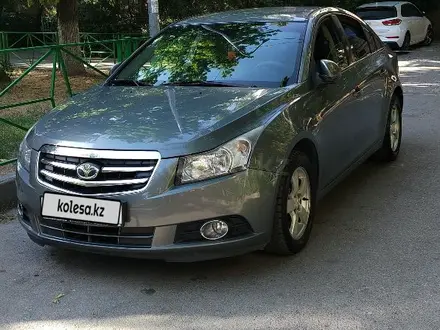 Chevrolet Cruze 2009 года за 3 500 000 тг. в Шымкент – фото 4