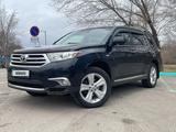 Toyota Highlander 2011 года за 11 900 000 тг. в Караганда