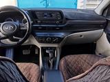 Hyundai i20 2023 года за 6 990 000 тг. в Караганда – фото 5