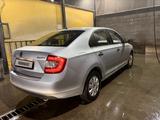 Skoda Rapid 2015 года за 2 500 000 тг. в Алматы – фото 2