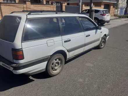 Volkswagen Passat 1992 года за 500 000 тг. в Аксай – фото 2