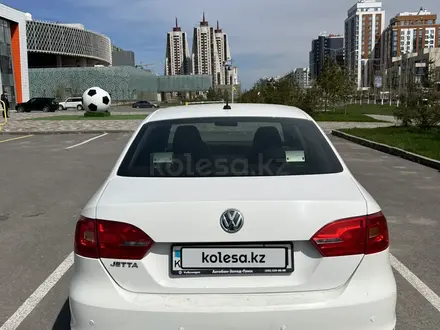 Volkswagen Jetta 2012 года за 3 900 000 тг. в Астана – фото 4