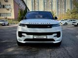 Land Rover Range Rover Sport 2023 года за 75 000 000 тг. в Алматы