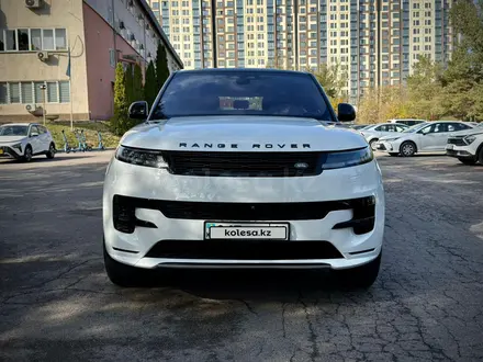 Land Rover Range Rover Sport 2023 года за 67 000 000 тг. в Алматы