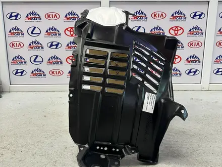 Подкрылки Toyota Lexus за 15 000 тг. в Астана