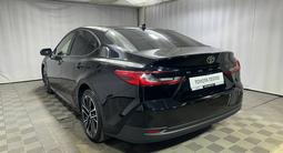 Toyota Camry Luxe 2025 года за 20 800 000 тг. в Алматы – фото 2