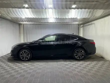Toyota Camry Luxe 2025 года за 20 800 000 тг. в Алматы – фото 3