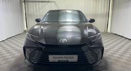 Toyota Camry Luxe 2025 года за 20 800 000 тг. в Алматы – фото 5
