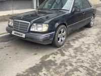 Mercedes-Benz E 220 1992 годаүшін1 550 000 тг. в Алматы