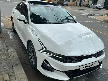 Kia K5 2021 года за 13 500 000 тг. в Туркестан