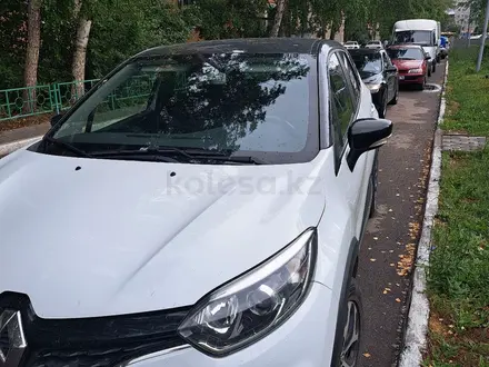 Renault Kaptur 2018 года за 7 500 000 тг. в Усть-Каменогорск – фото 2