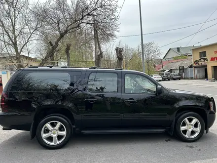 Chevrolet Suburban 2011 года за 16 500 000 тг. в Шымкент – фото 16