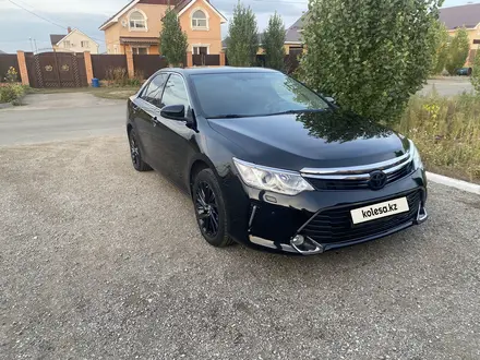 Toyota Camry 2016 года за 10 200 000 тг. в Актобе – фото 10