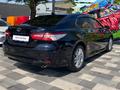 Toyota Camry 2018 года за 12 300 000 тг. в Алматы – фото 8