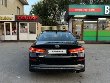 Kia K5 2019 года за 9 200 000 тг. в Алматы – фото 5