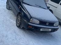 Volkswagen Golf 1994 годаfor1 400 000 тг. в Караганда