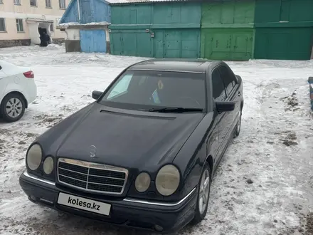 Mercedes-Benz E 230 1996 года за 3 200 000 тг. в Астана