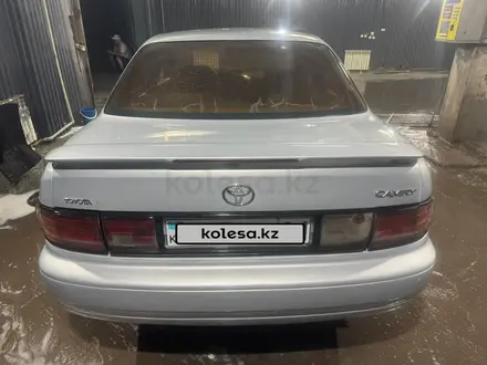 Toyota Camry 1993 года за 1 600 000 тг. в Астана – фото 22