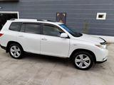 Toyota Highlander 2013 годаfor16 500 000 тг. в Актау – фото 2